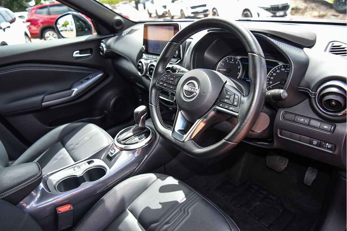 2023 Nissan JUKE ST-L F16