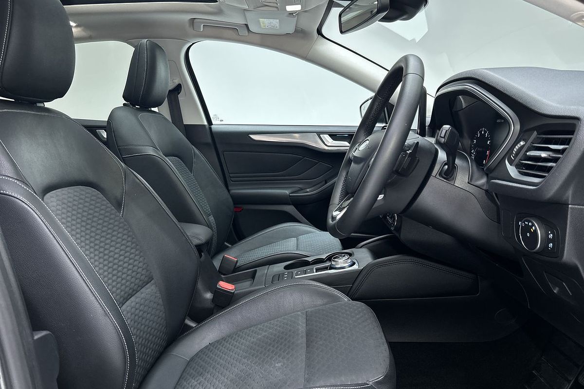 2018 Ford Focus Titanium SA