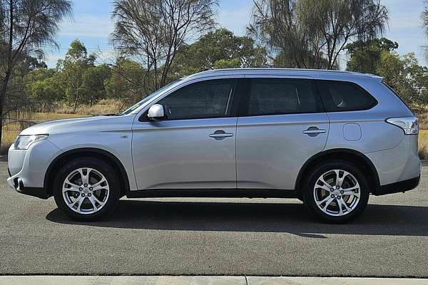 2014 Mitsubishi Outlander ES (4x2) ZJ MY14