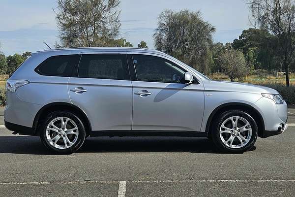 2014 Mitsubishi Outlander ES (4x2) ZJ MY14