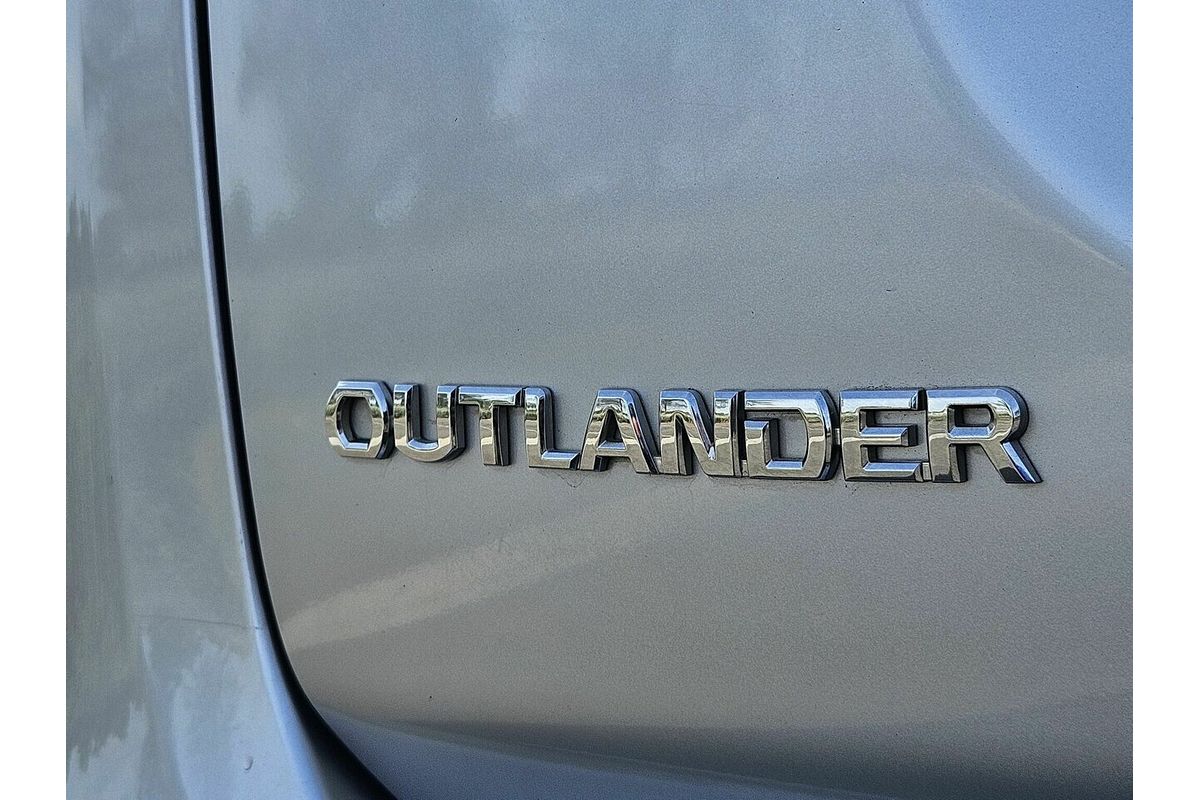 2014 Mitsubishi Outlander ES (4x2) ZJ MY14