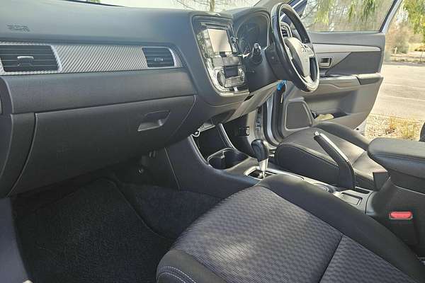 2014 Mitsubishi Outlander ES (4x2) ZJ MY14