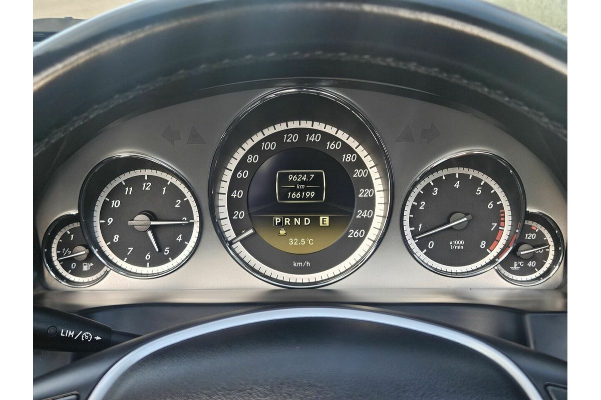 2011 Mercedes-Benz E350 Avantgarde 207
