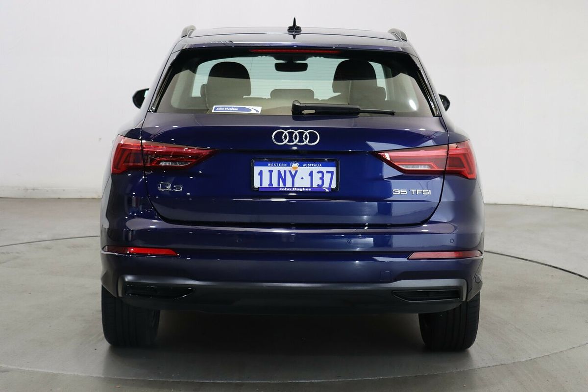 2023 Audi Q3 35 TFSI Dynamic Black F3