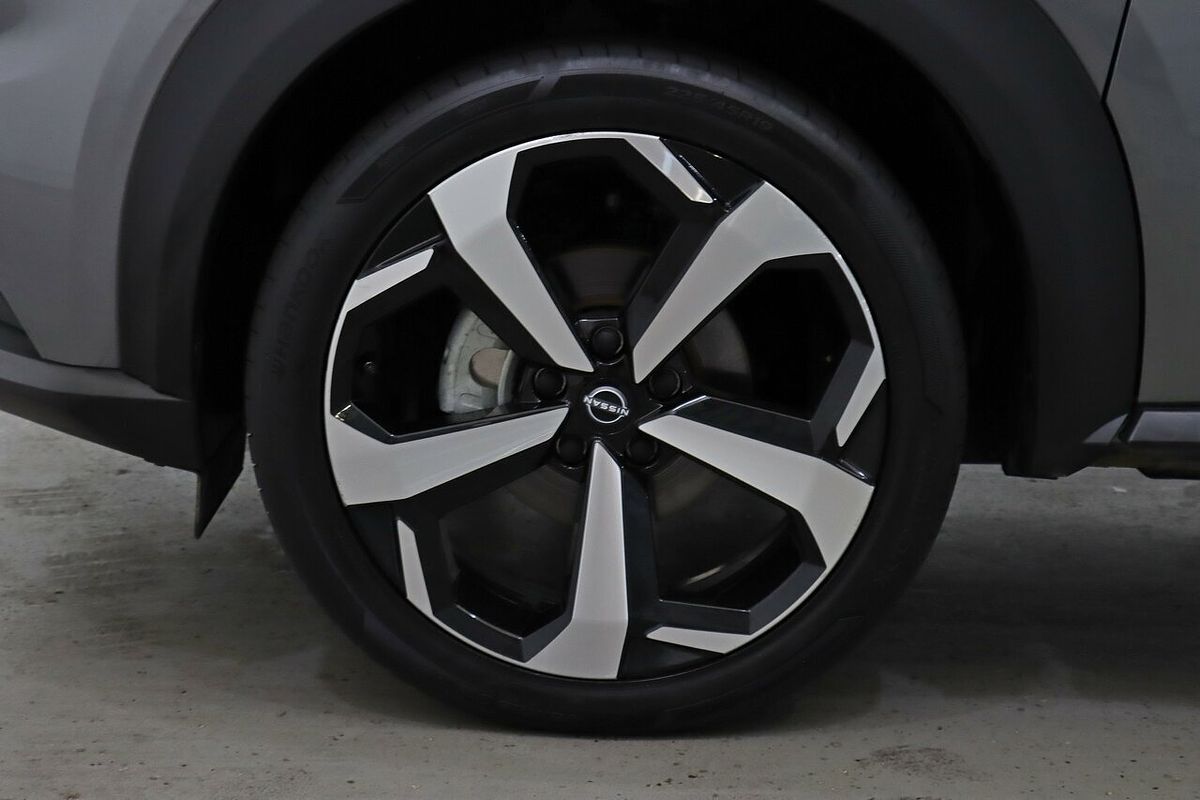 2023 Nissan JUKE ST-L F16