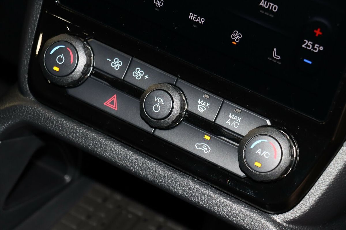 2025 Ford Everest Sport