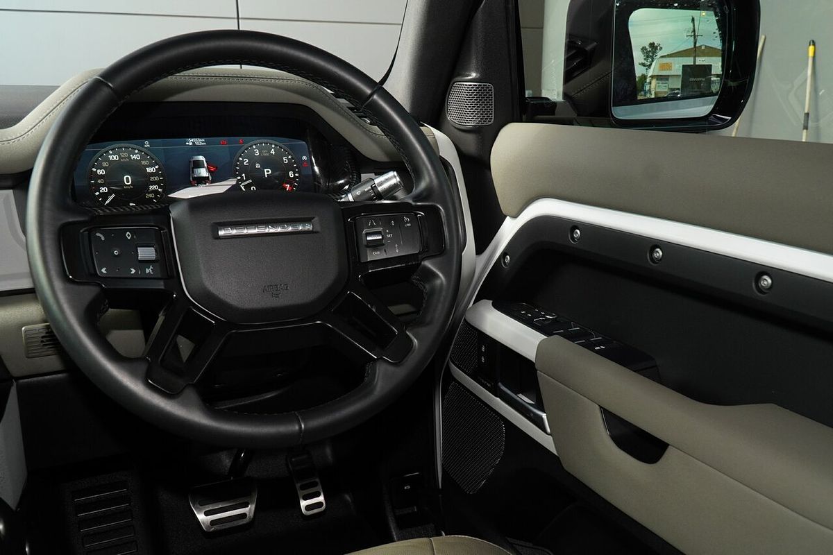 2021 Land Rover Defender 110 P400 SE L663