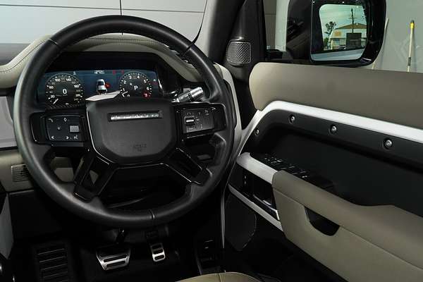 2021 Land Rover Defender 110 P400 SE L663