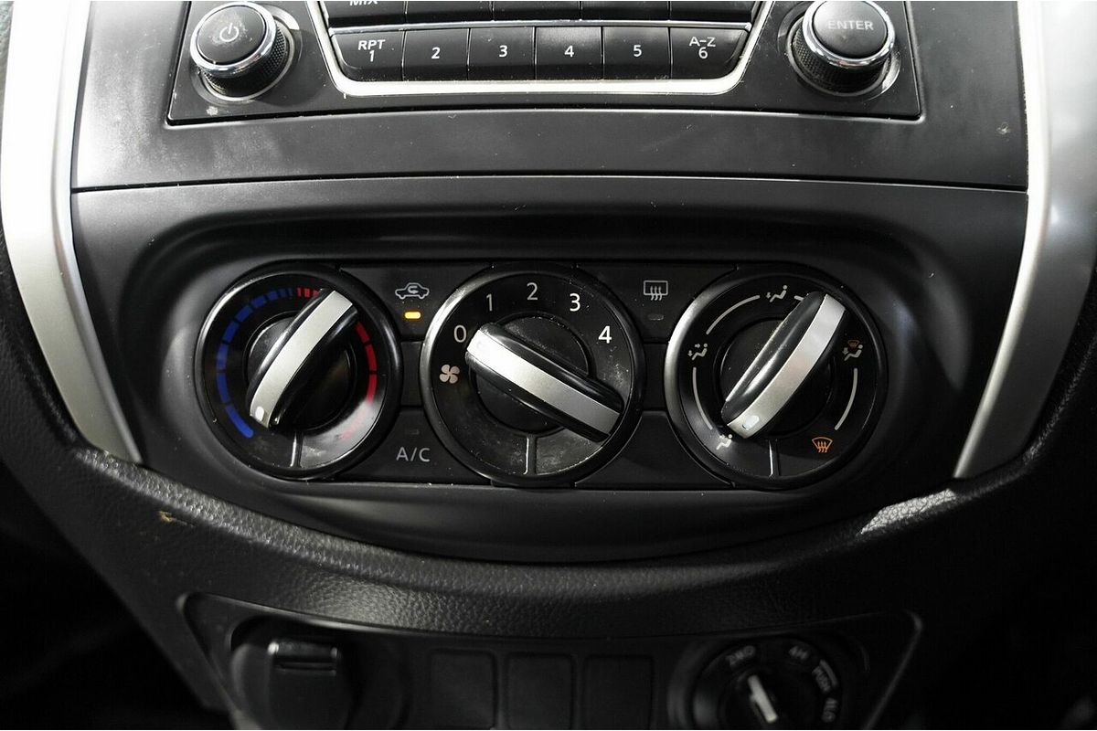 2017 Nissan Navara RX D23 Series 2 4X4