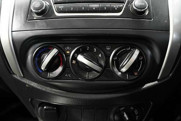 2017 Nissan Navara RX D23 Series 2 4X4