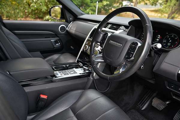 2019 Land Rover Discovery SD6 HSE Series 5