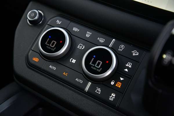 2025 Land Rover Defender 110 D350 X-Dynamic HSE L663