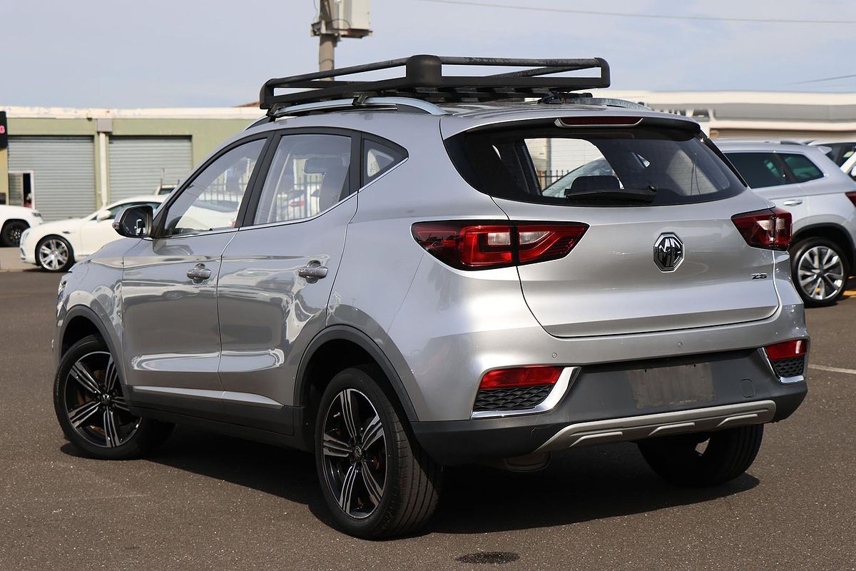 2020 MG ZS Essence AZS1
