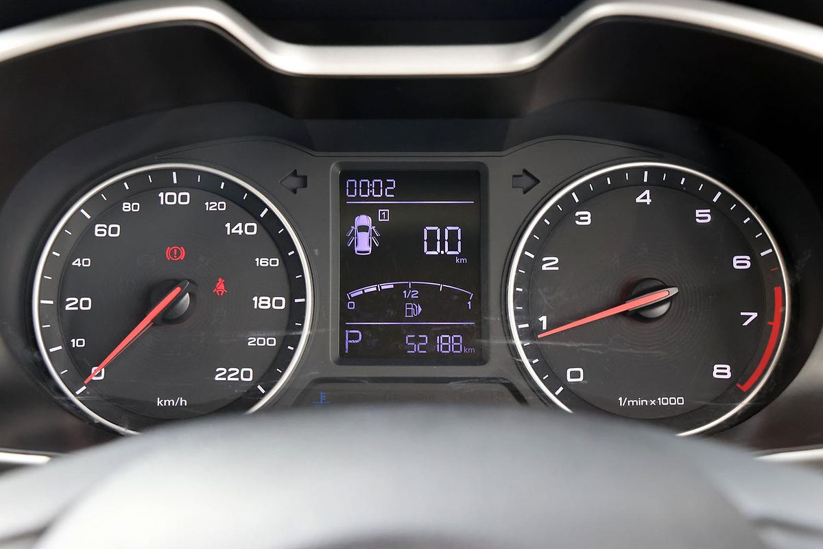 2020 MG ZS Essence AZS1