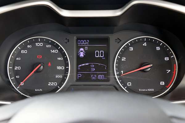 2020 MG ZS Essence AZS1