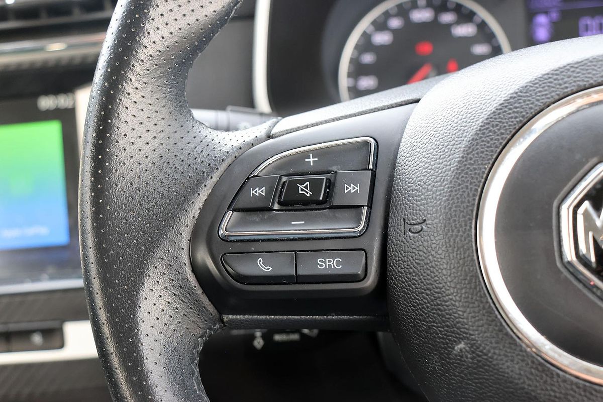 2020 MG ZS Essence AZS1
