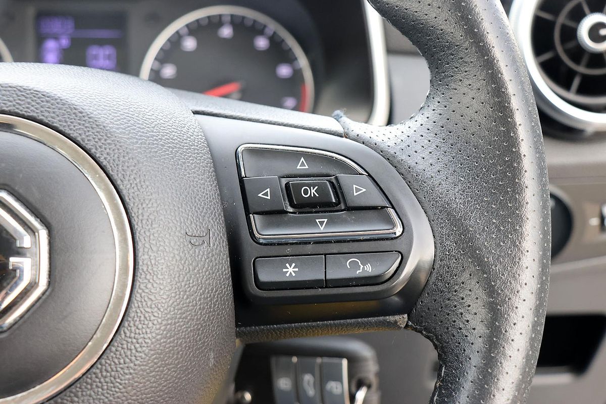 2020 MG ZS Essence AZS1