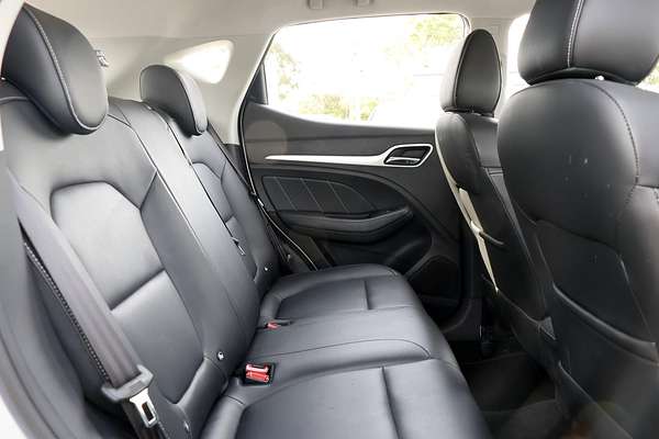 2020 MG ZS Essence AZS1