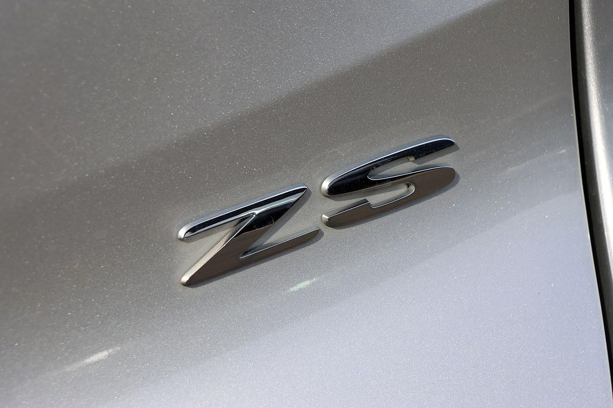 2020 MG ZS Essence AZS1