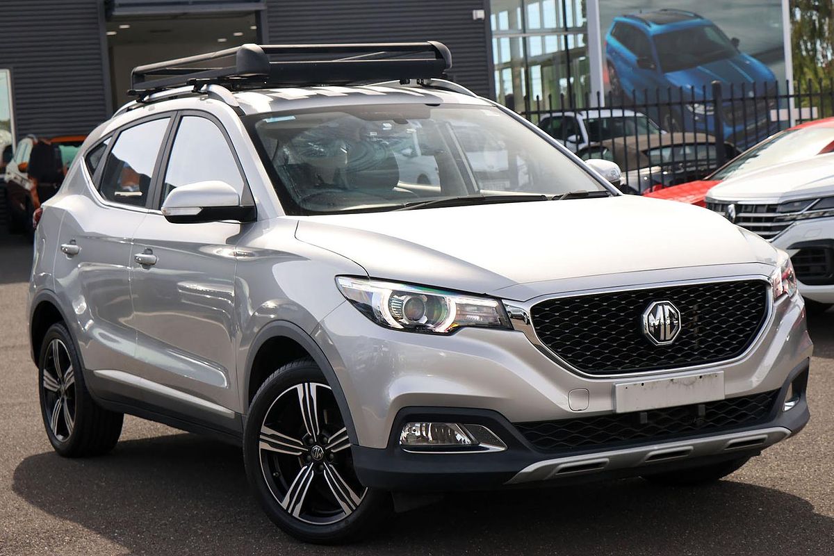 2020 MG ZS Essence AZS1