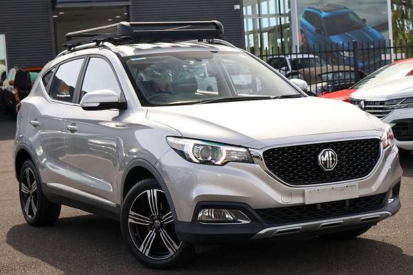 2020 MG ZS Essence AZS1