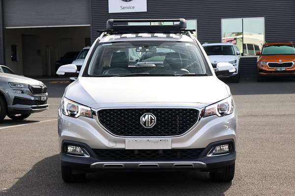 2020 MG ZS Essence AZS1