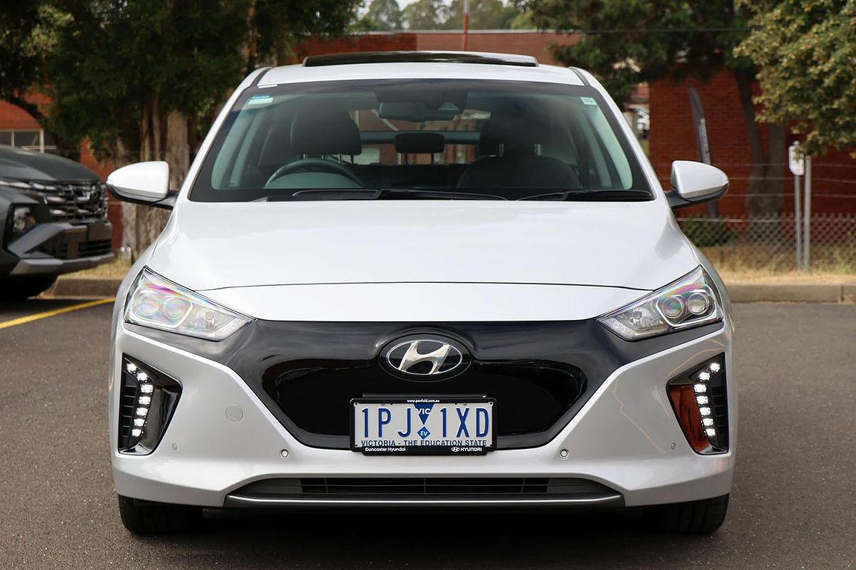 2019 Hyundai IONIQ Electric Premium AE.2