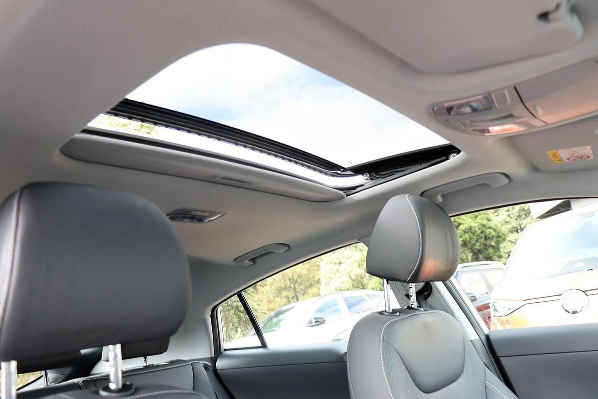 2019 Hyundai IONIQ Electric Premium AE.2
