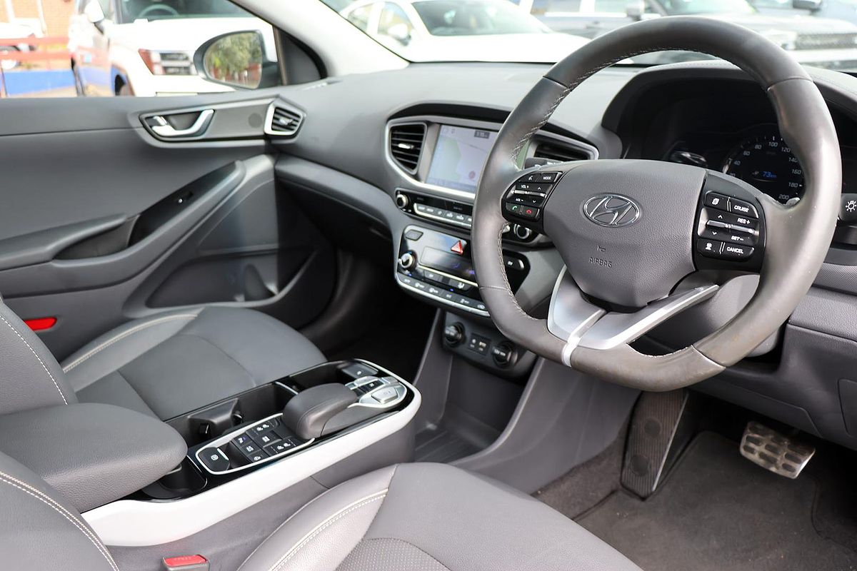 2019 Hyundai IONIQ Electric Premium AE.2