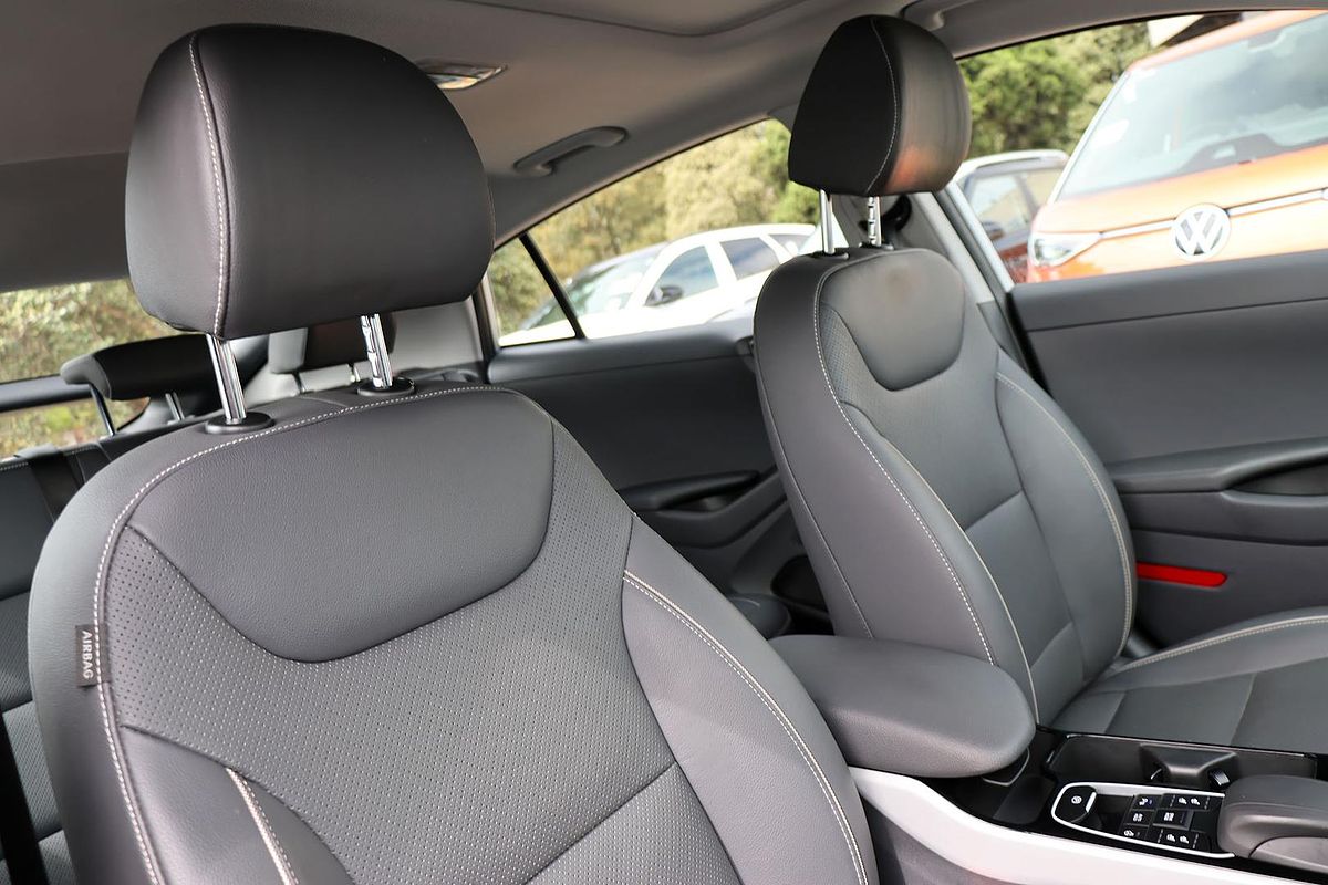 2019 Hyundai IONIQ Electric Premium AE.2