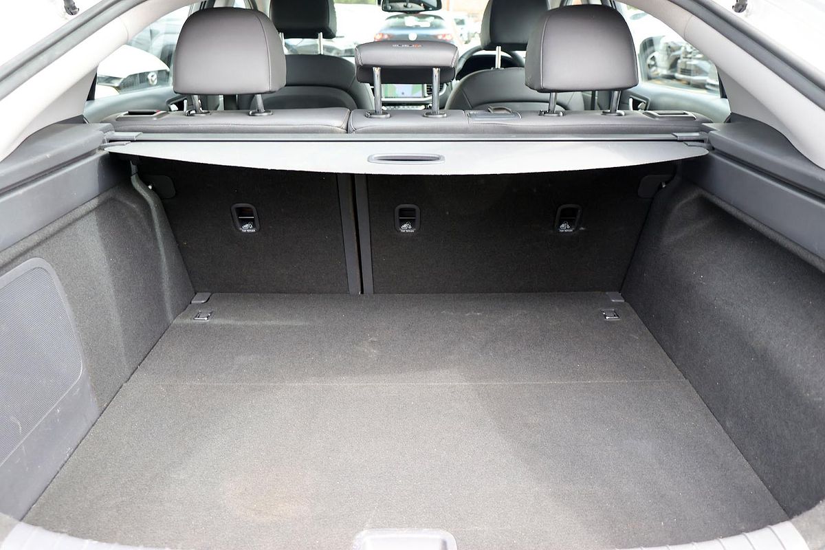 2019 Hyundai IONIQ Electric Premium AE.2