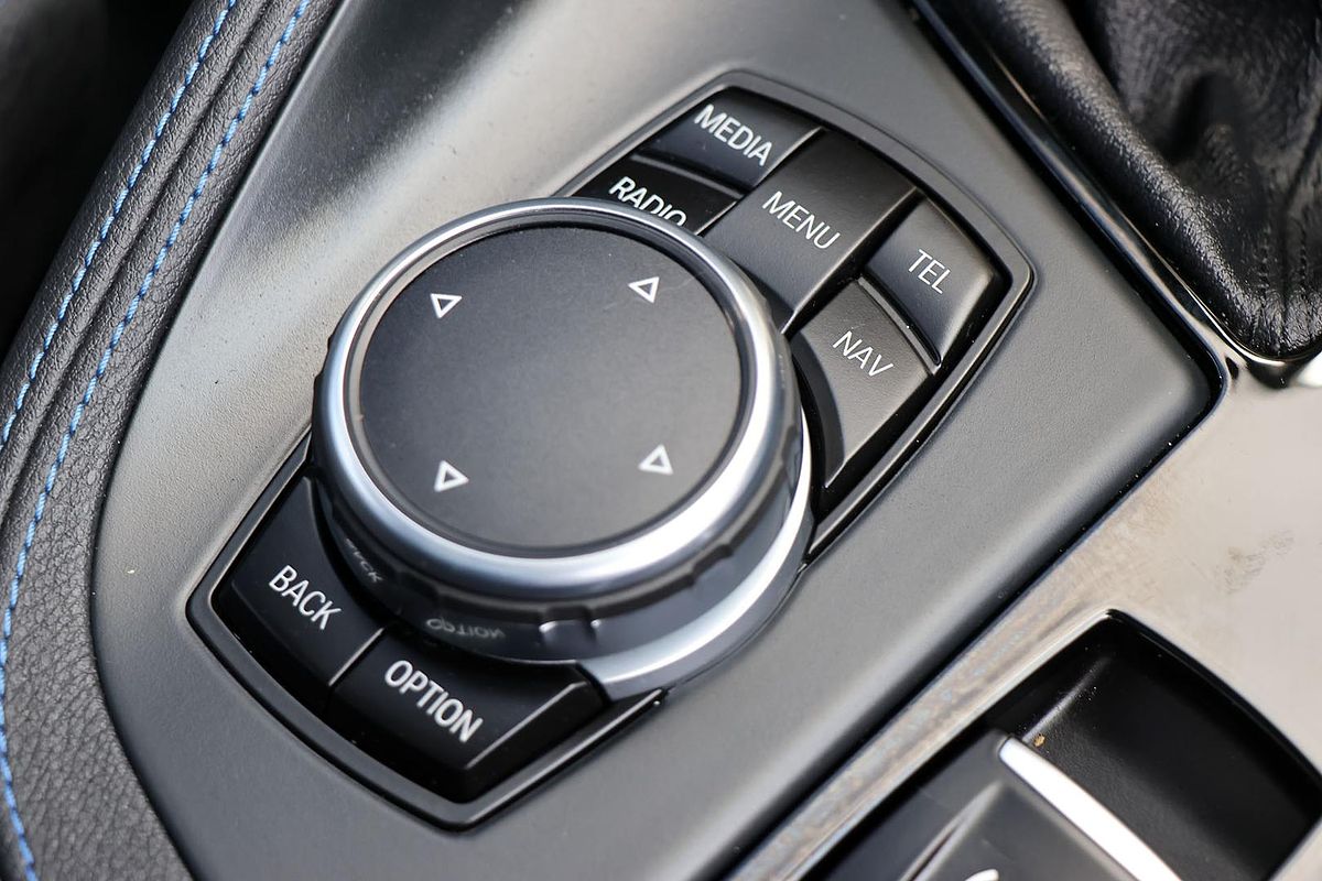 2016 BMW X1 sDrive20i F48