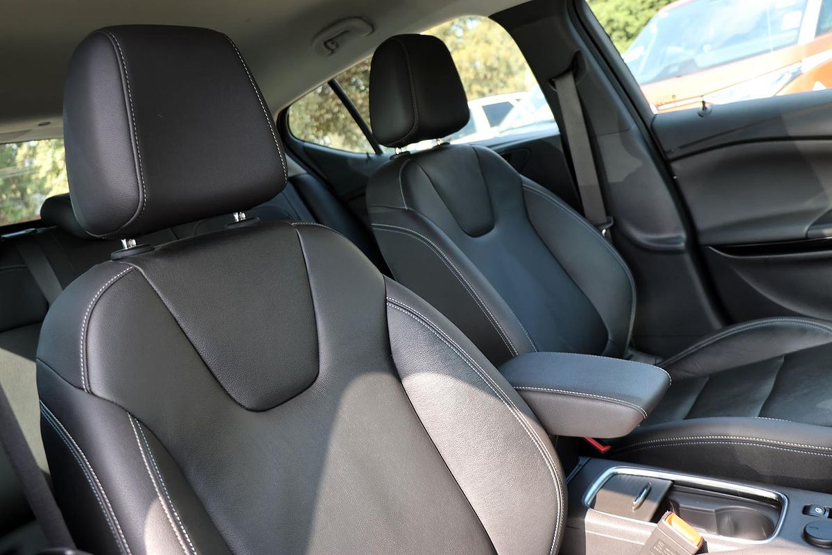 2018 Holden Astra RS-V BK