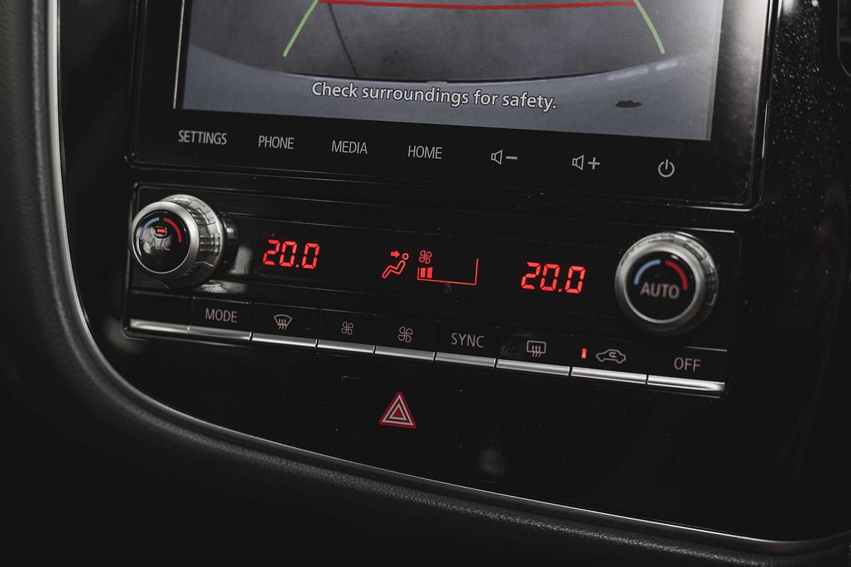 2020 Mitsubishi Outlander ES ZL
