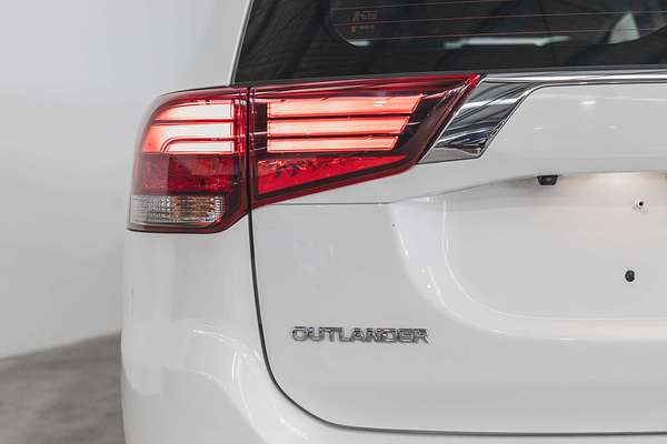 2020 Mitsubishi Outlander ES ZL