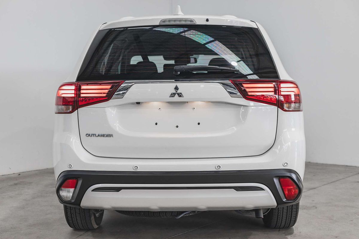 2020 Mitsubishi Outlander ES ZL