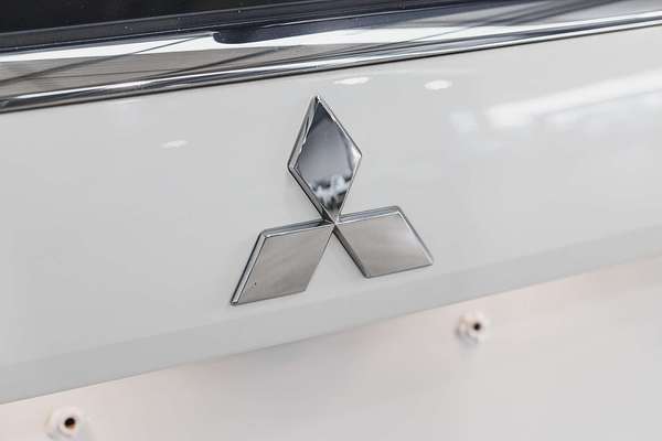 2020 Mitsubishi Outlander ES ZL