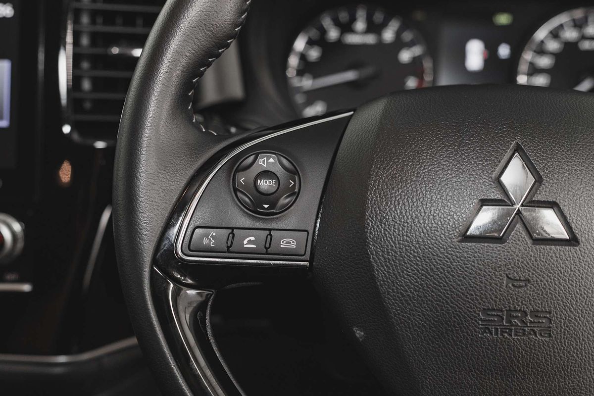 2020 Mitsubishi Outlander ES ZL