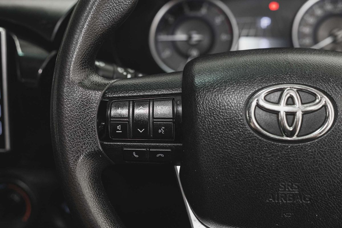 2019 Toyota Hilux SR GUN126R 4X4