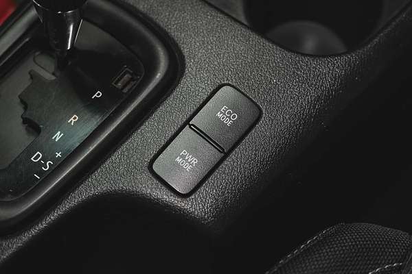 2019 Toyota Hilux SR GUN126R 4X4
