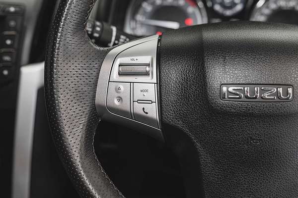 2018 Isuzu MU-X LS-M