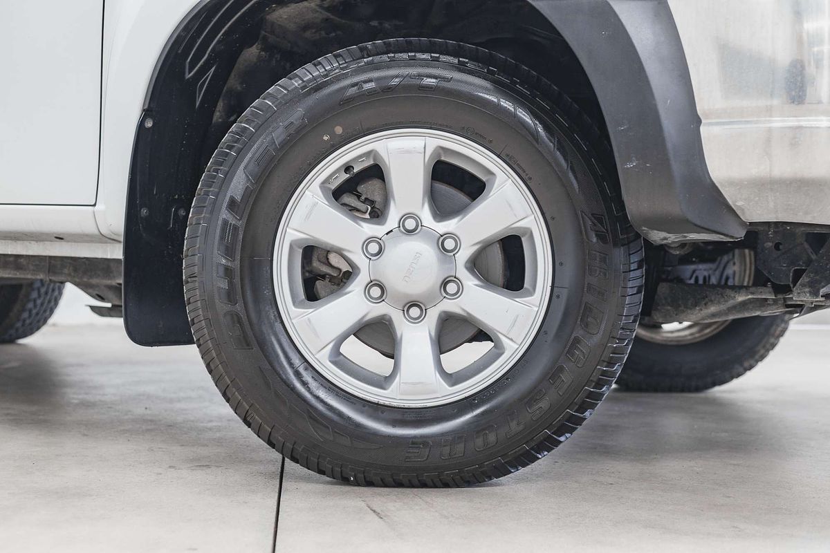 2018 Isuzu MU-X LS-M