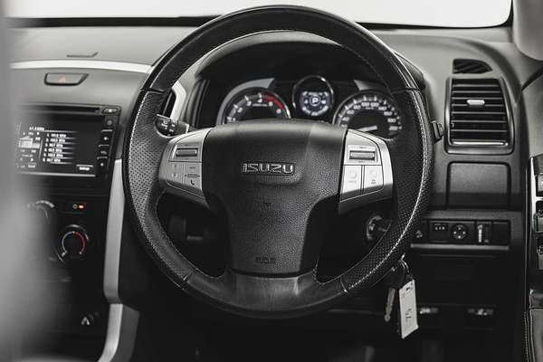 2018 Isuzu MU-X LS-M