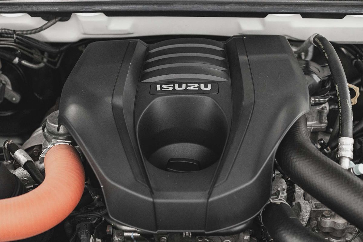 2018 Isuzu MU-X LS-M