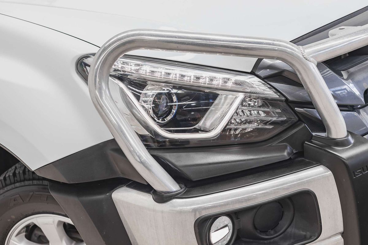 2018 Isuzu MU-X LS-M