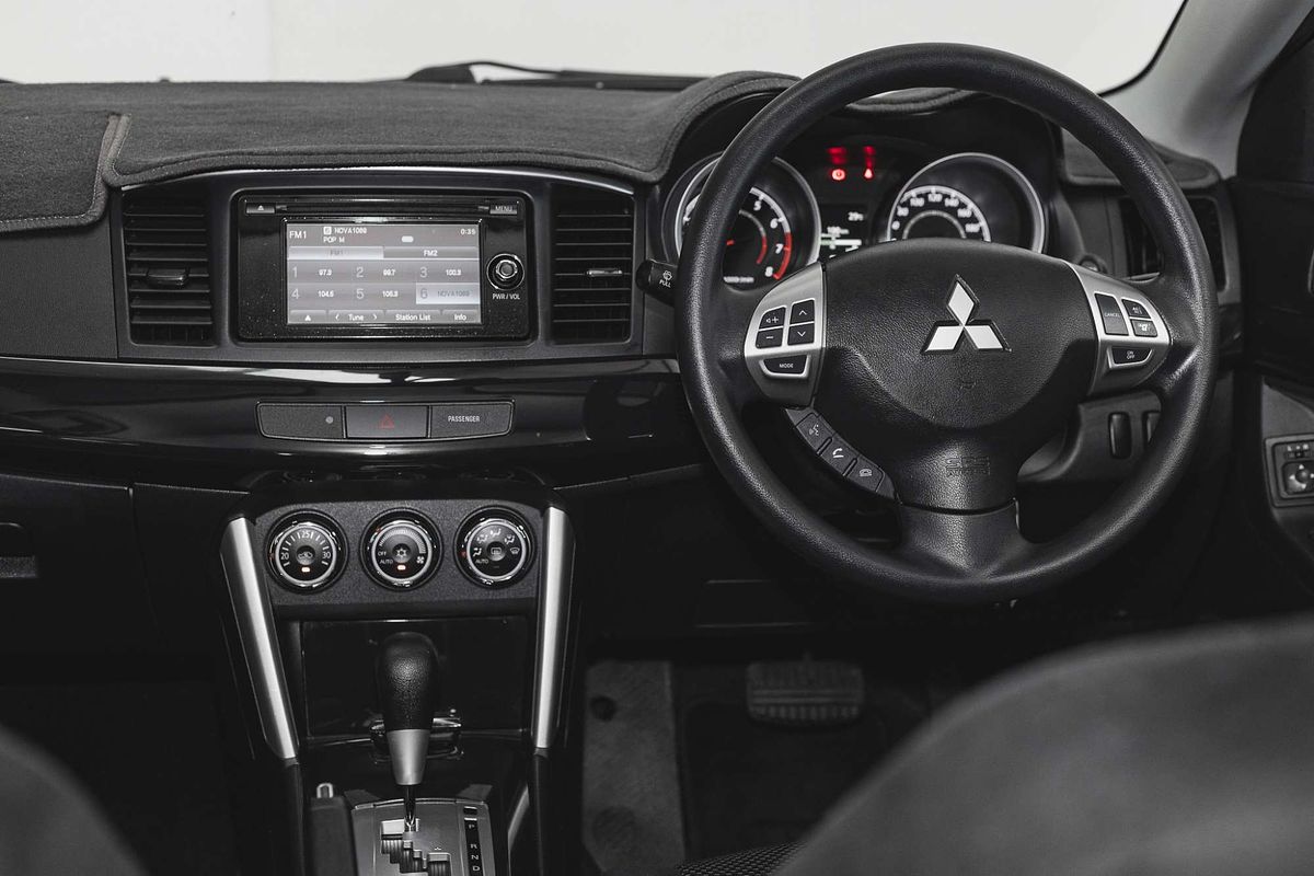 2017 Mitsubishi Lancer ES Sport CF