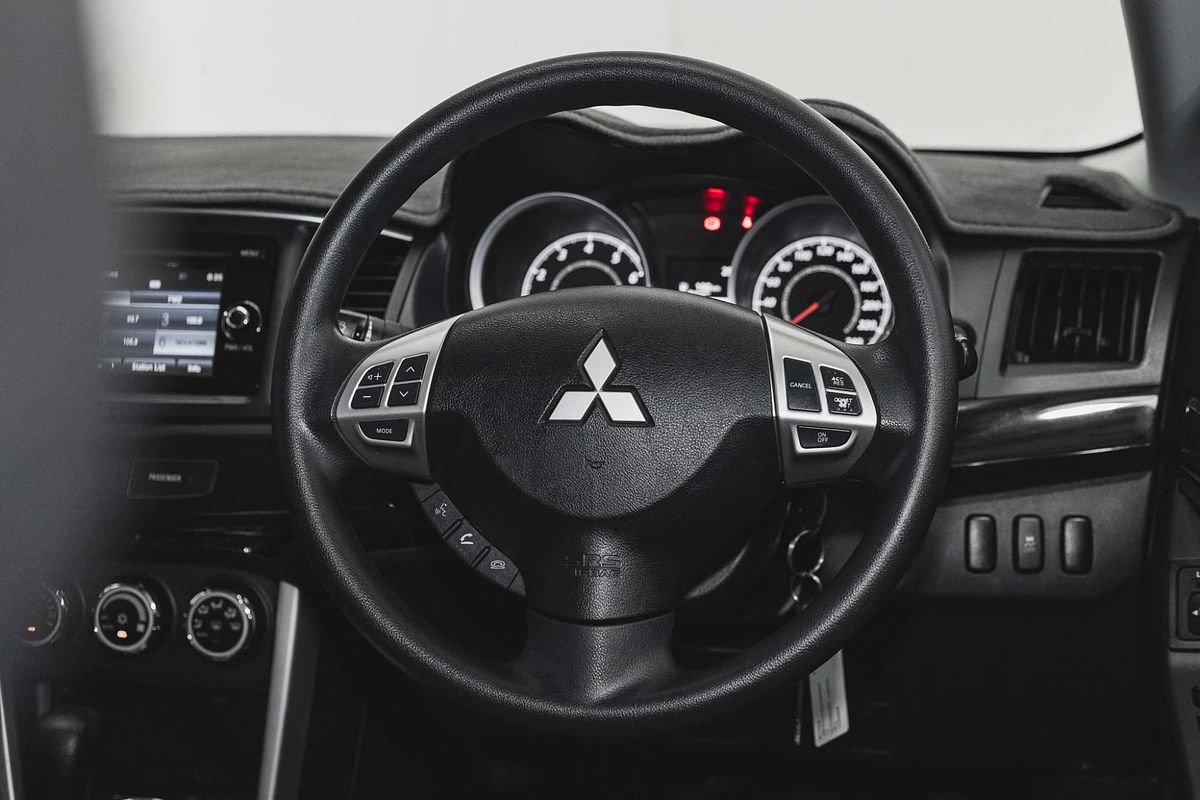 2017 Mitsubishi Lancer ES Sport CF