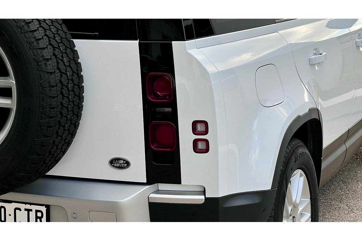 2023 Land Rover Defender 110 D300 SE L663