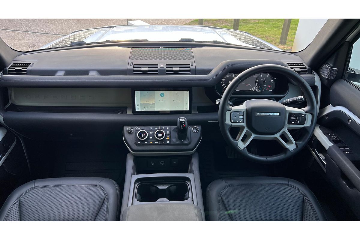 2023 Land Rover Defender 110 D300 SE L663