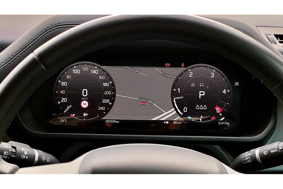 2023 Land Rover Defender 110 D300 SE L663